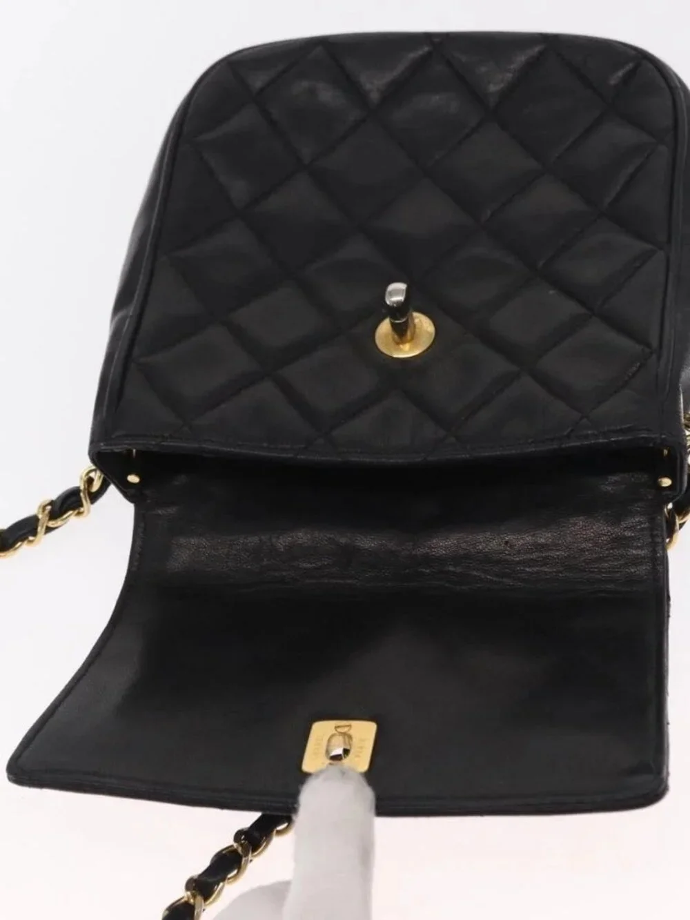 CHANEL brand	chanel color	black